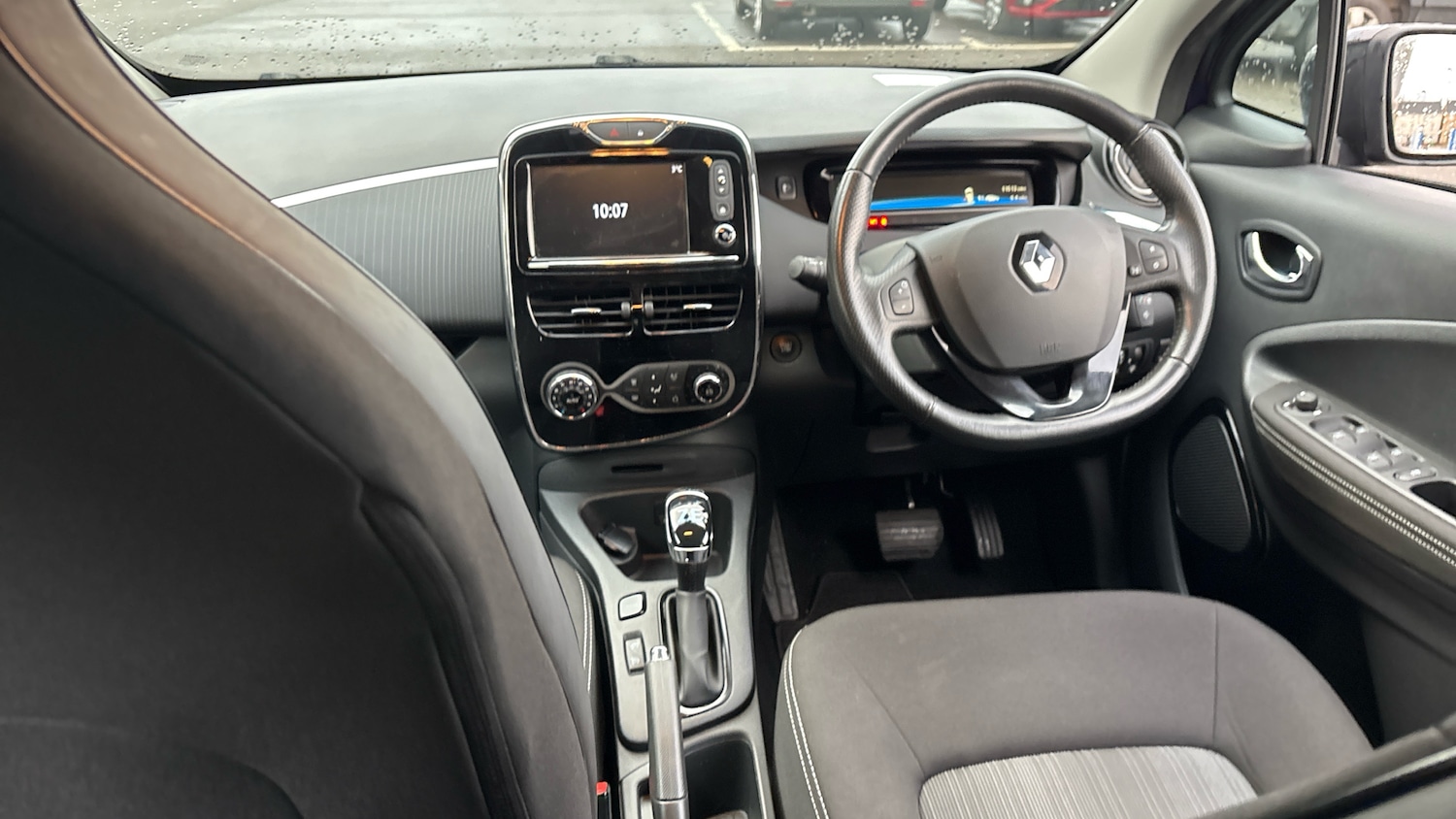 Used Renault Zoe 2019 for sale - 77184764: Photo 10