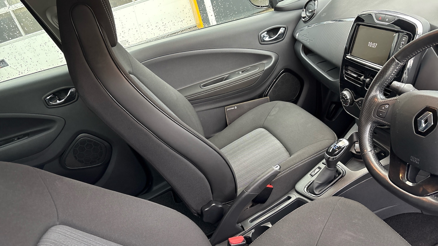 Used Renault Zoe 2019 for sale - 77184764: Photo 14