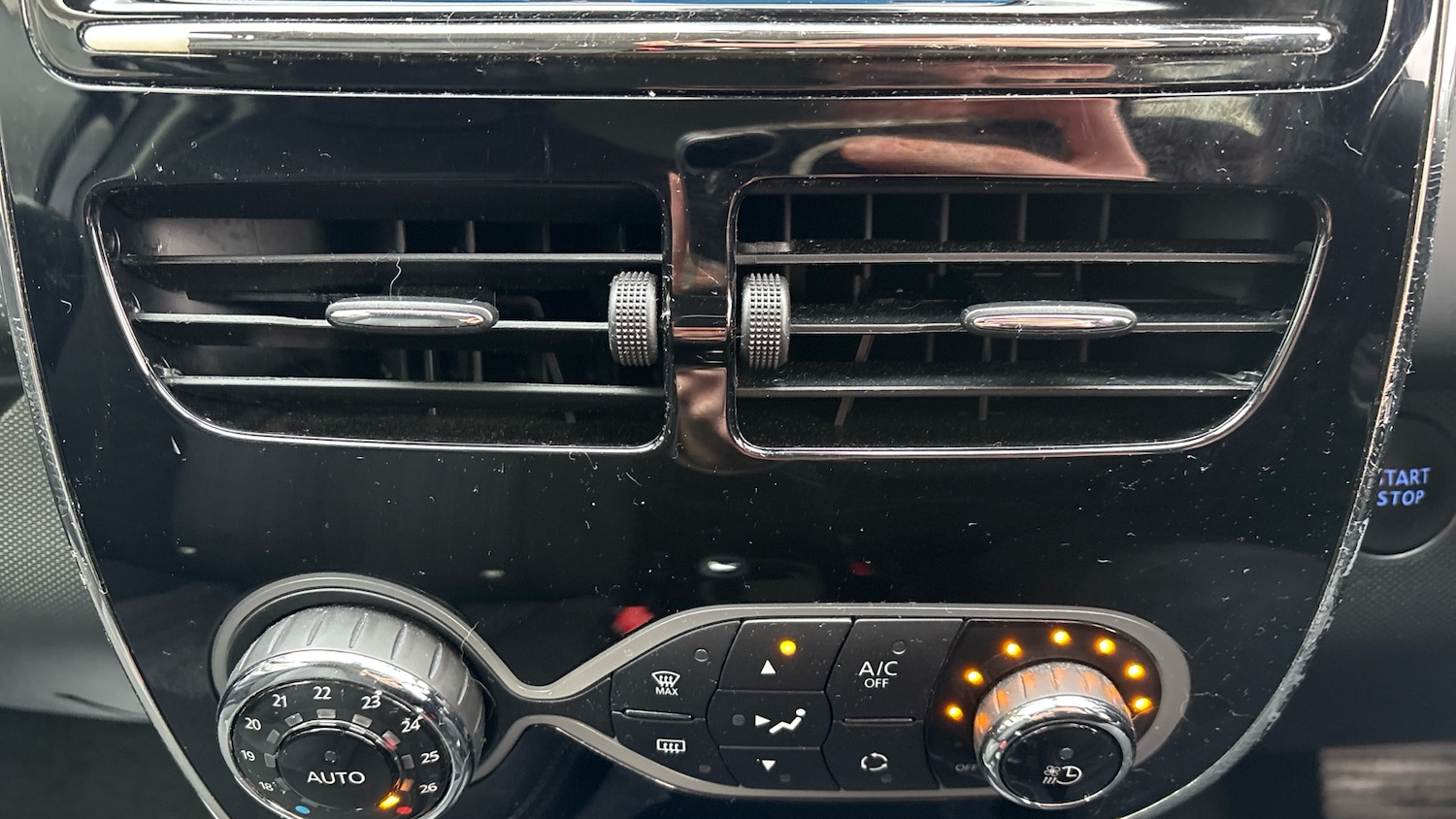 Used Renault Zoe 2019 for sale - 77184764: Photo 28