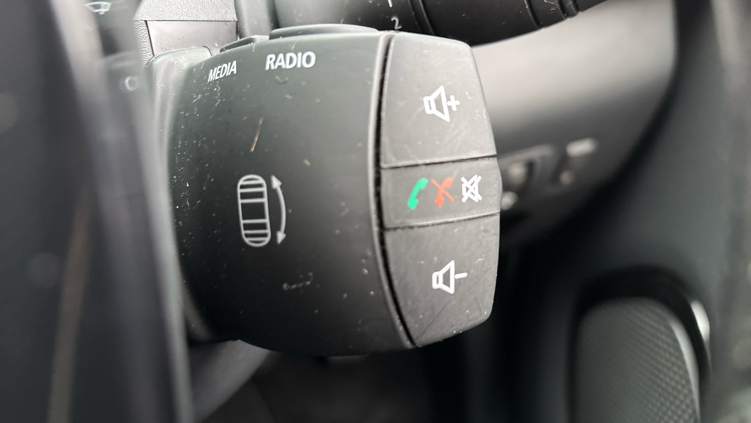 Used Renault Zoe 2019 for sale - 77184764: Photo 40