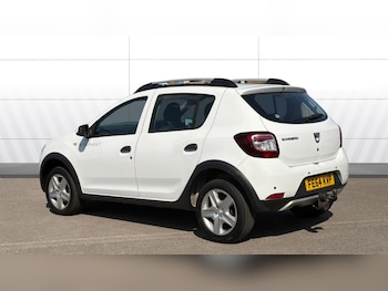 Used Dacia Sandero Stepway 2014 for sale - 79004229: Photo