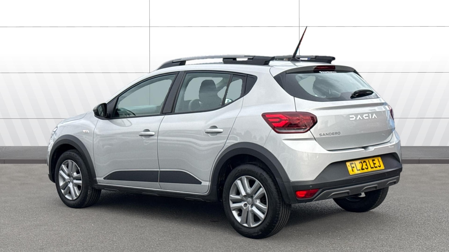 Used Dacia Sandero Stepway 2023 for sale - 76354909: Photo 2