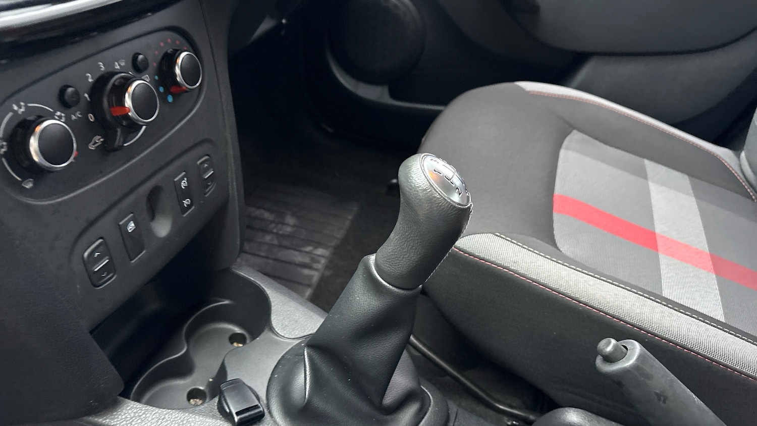 Used Dacia Sandero Stepway 2020 for sale - 77819560: Photo 13