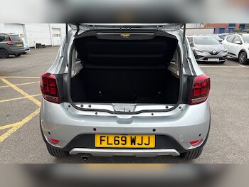 Used Dacia Sandero Stepway 2020 for sale - 77819560: Photo