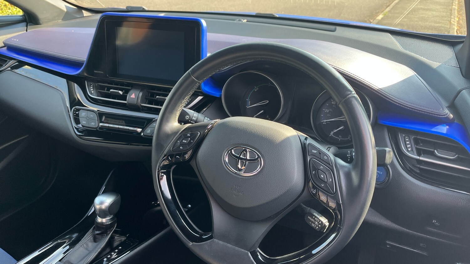 Used Toyota C-HR 2018 for sale - 77963047: Photo 11