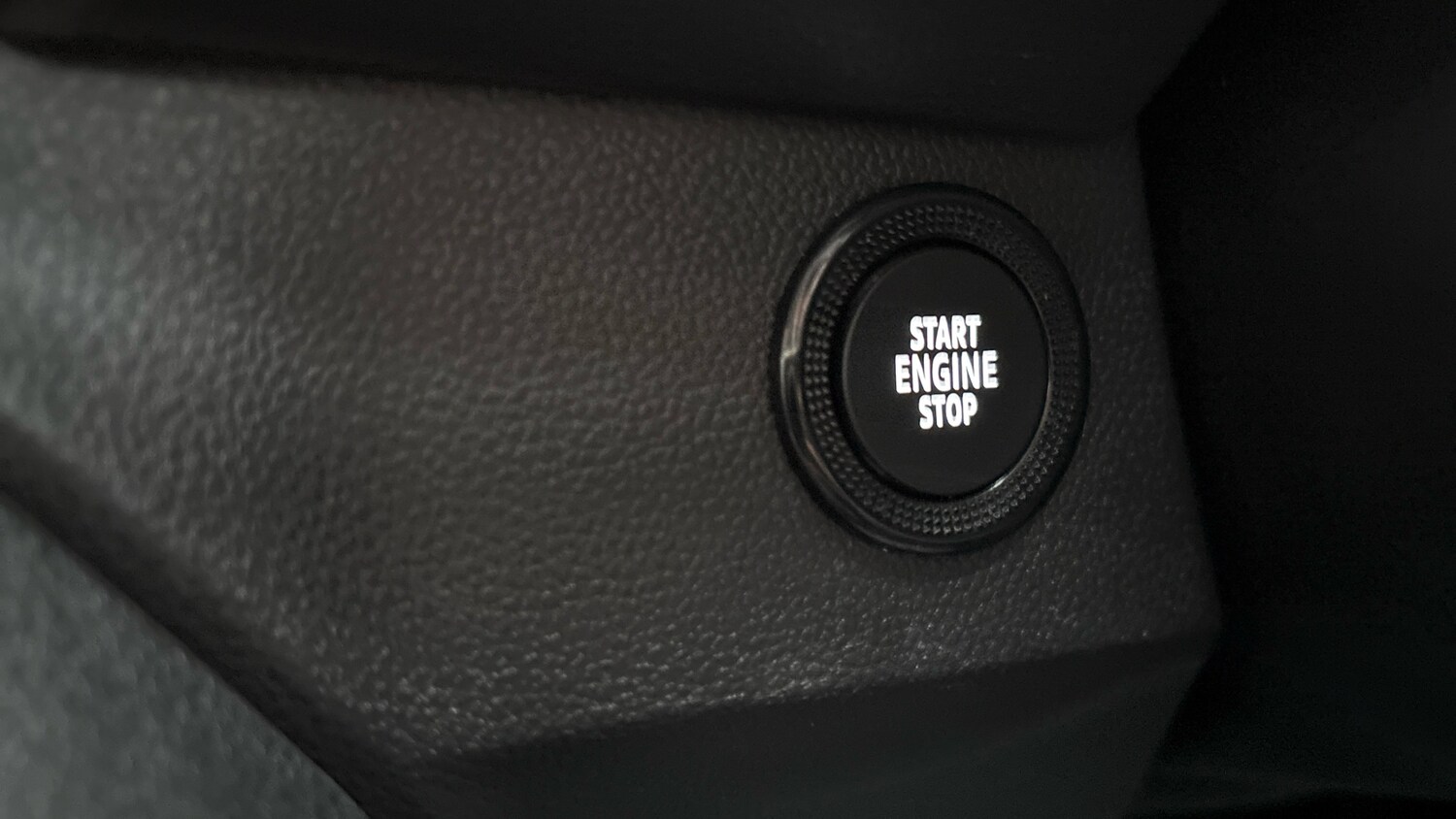 Used Dacia Sandero Stepway 2024 for sale - 77639113: Photo 38