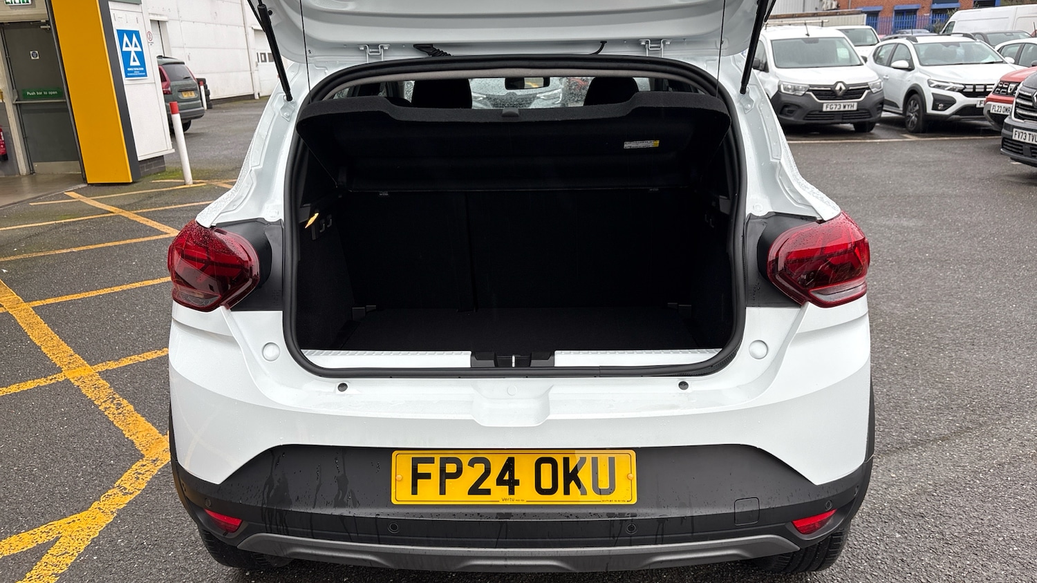 Used Dacia Sandero Stepway 2024 for sale - 77639113: Photo 4