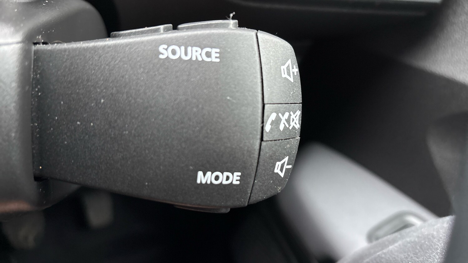 Used Dacia Sandero Stepway 2024 for sale - 77639113: Photo 42