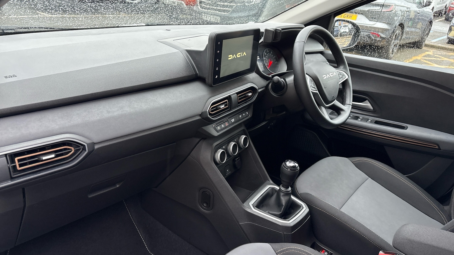 Used Dacia Sandero Stepway 2024 for sale - 77639113: Photo 9