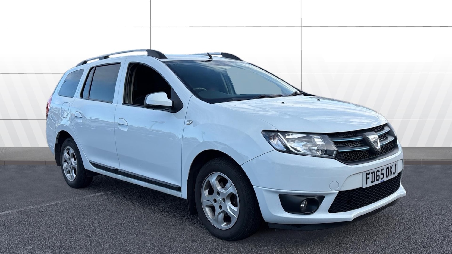 Used Dacia Logan MCV 2015 for sale - 76696880: Photo 1