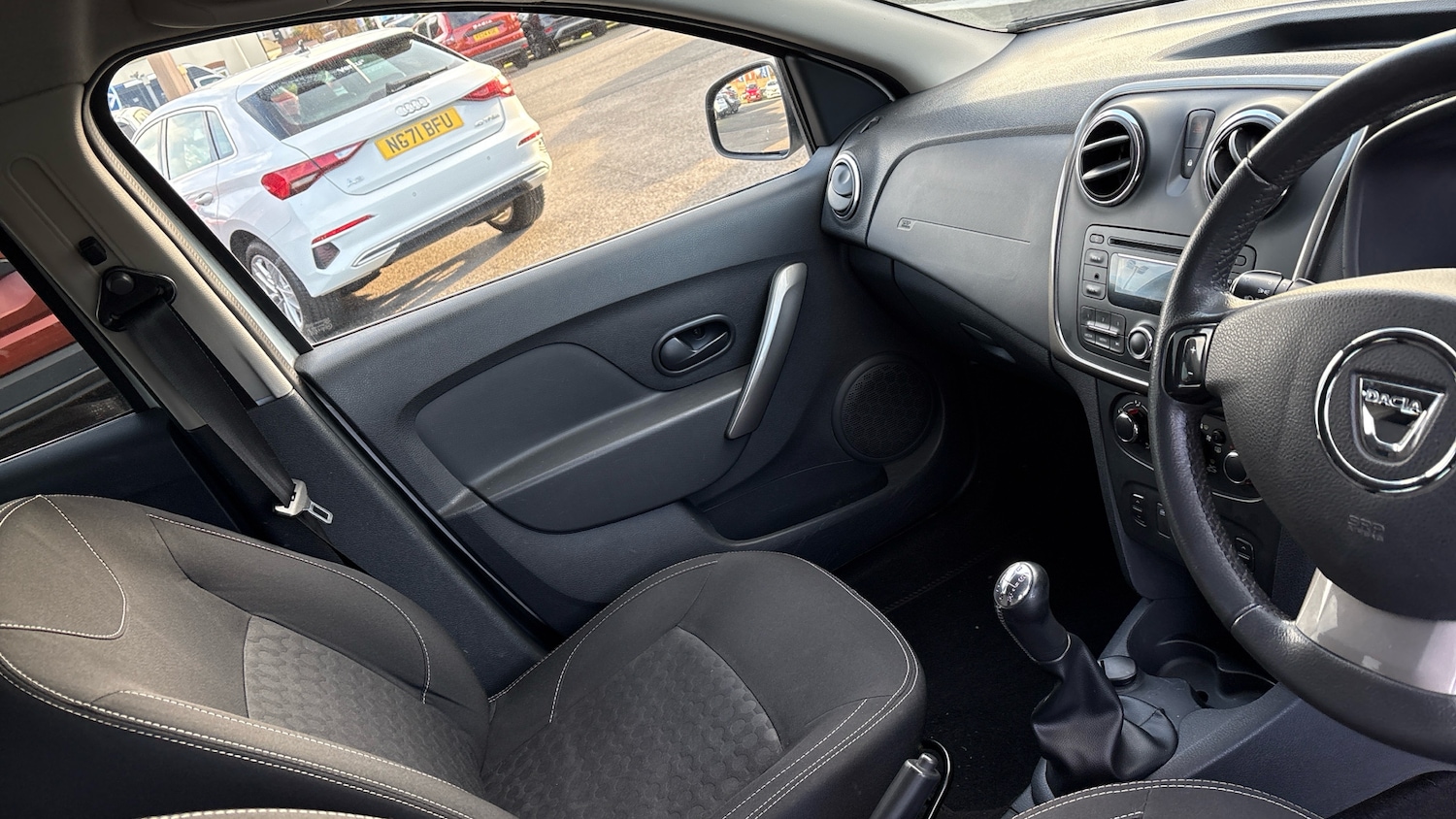 Used Dacia Logan MCV 2015 for sale - 76696880: Photo 14