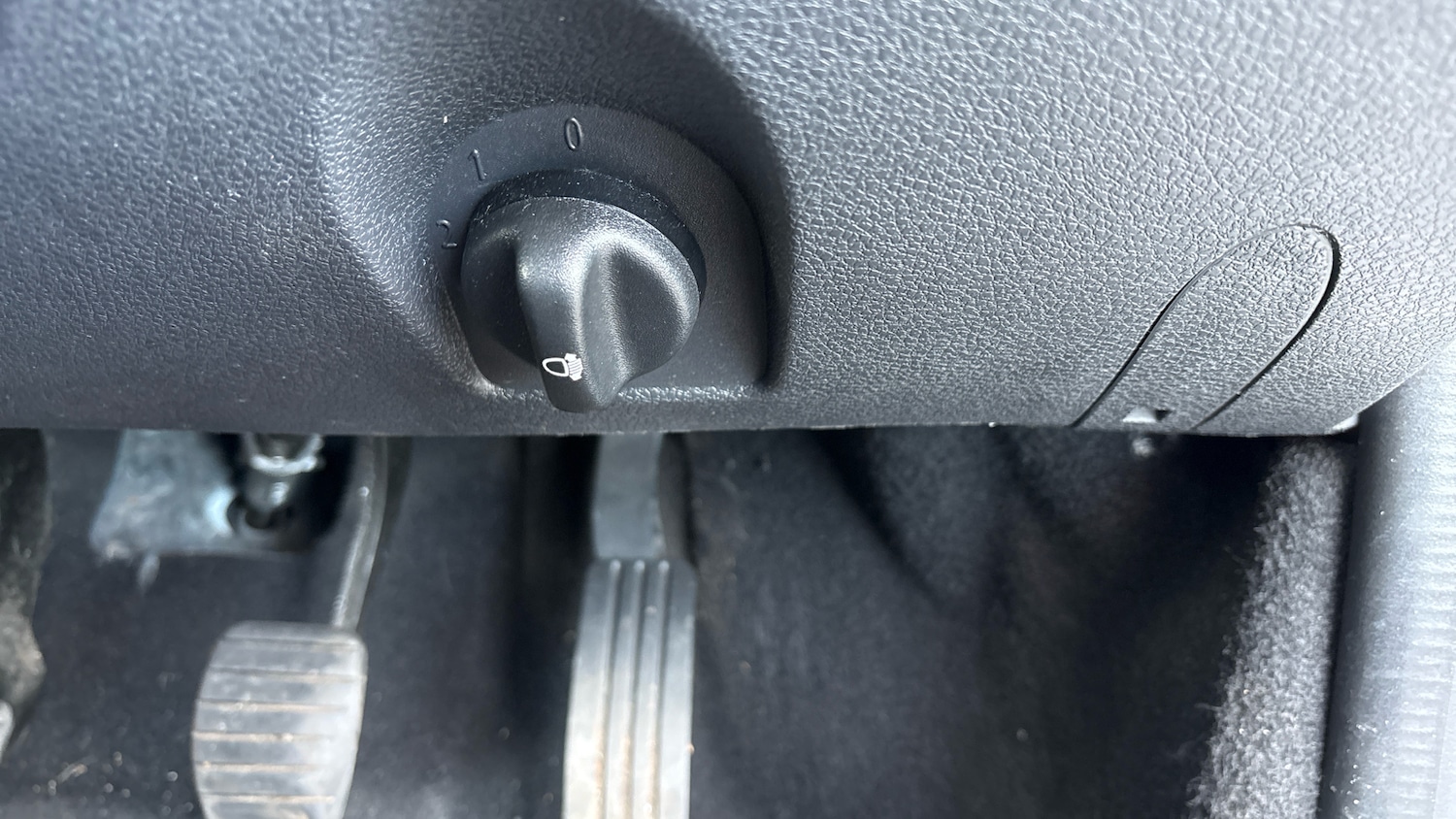 Used Dacia Logan MCV 2015 for sale - 76696880: Photo 41