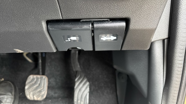 Used Dacia Spring 2025 for sale - 76265929: Photo 31