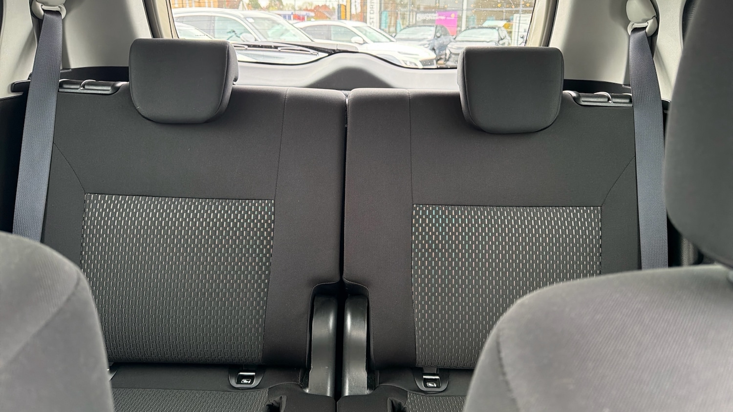 Used Suzuki Ignis 2023 for sale - 78180194: Photo 15