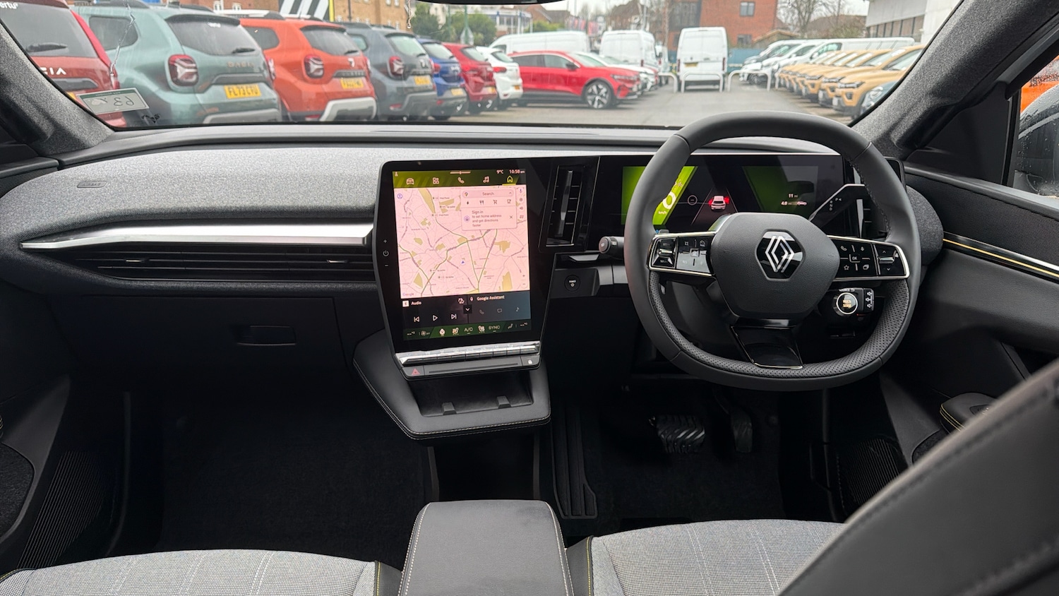 Used Renault Scenic E-Tech 2025 for sale - 77325991: Photo 10