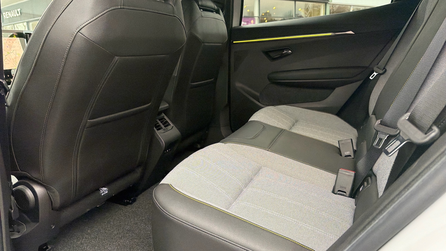Used Renault Scenic E-Tech 2025 for sale - 77325991: Photo 16