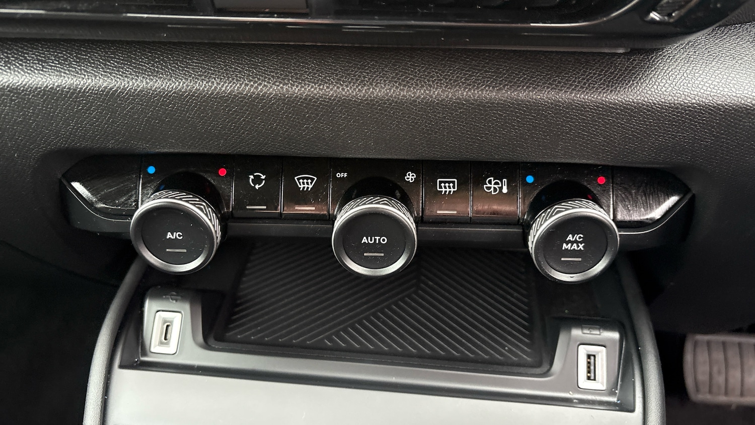 Used Citroen C4 2021 for sale - 76332690: Photo 27