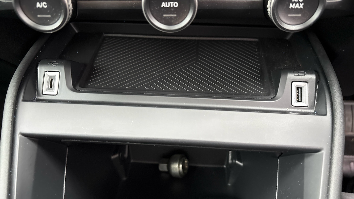 Used Citroen C4 2021 for sale - 76332690: Photo 28