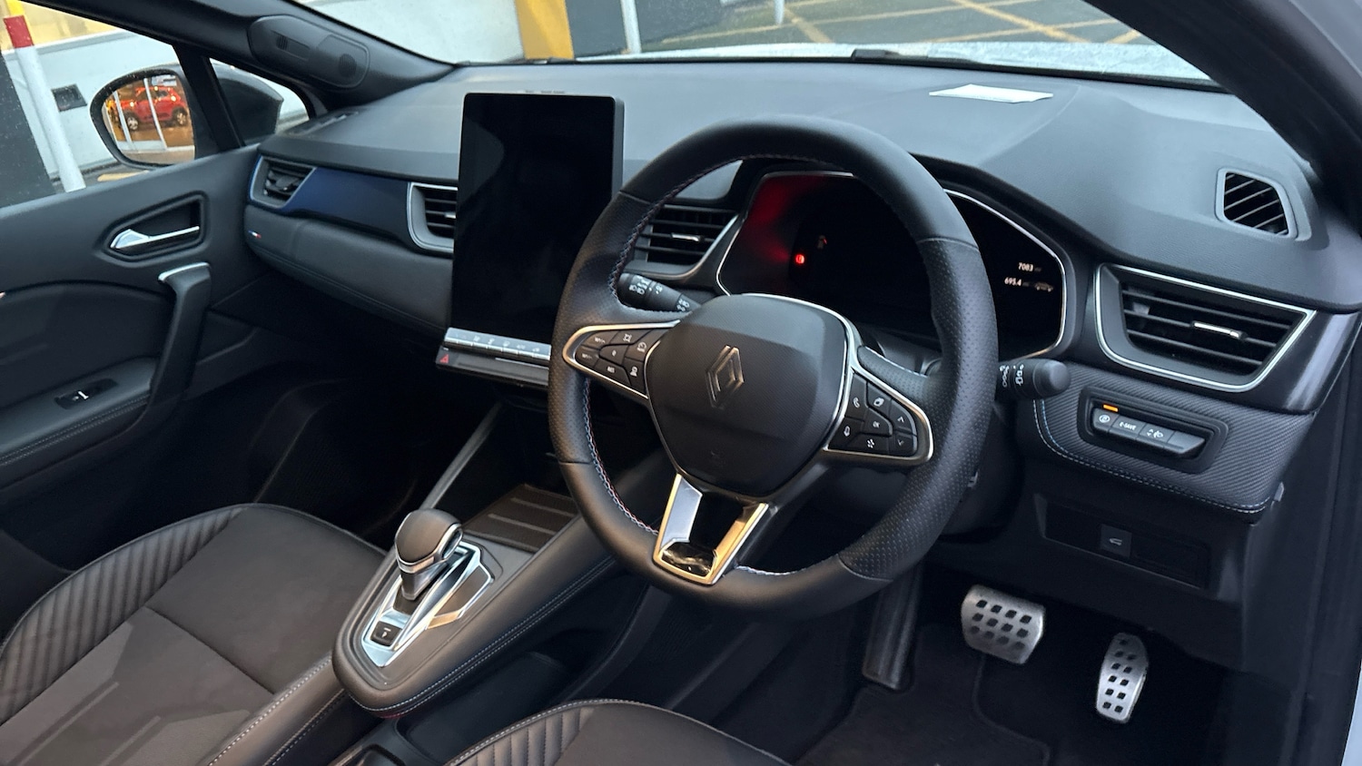 Used Renault Other 2024 for sale - 77005808: Photo 11