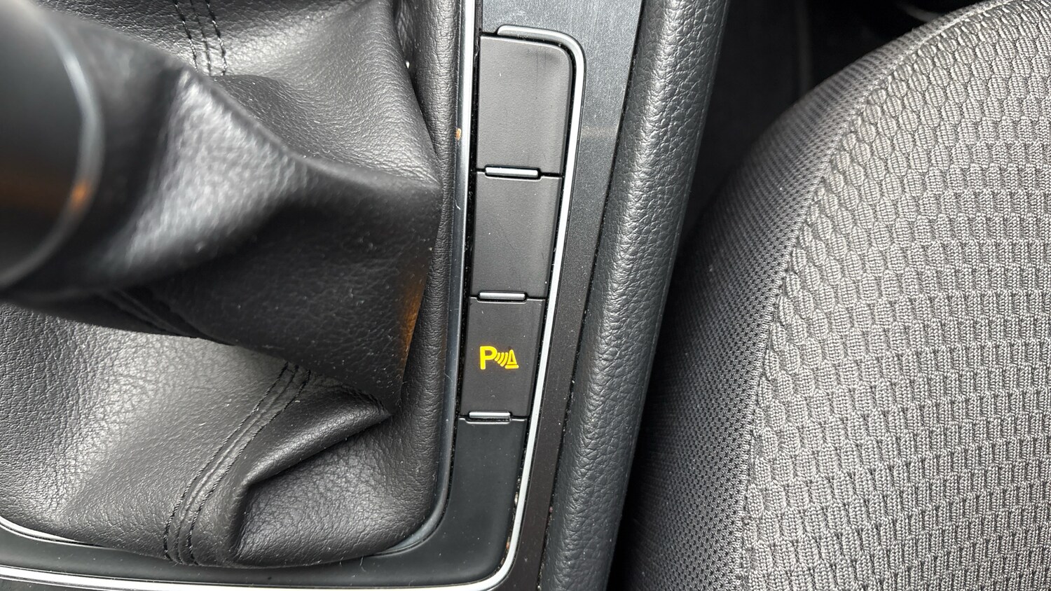 Used Volkswagen Golf 2019 for sale - 77363942: Photo 32