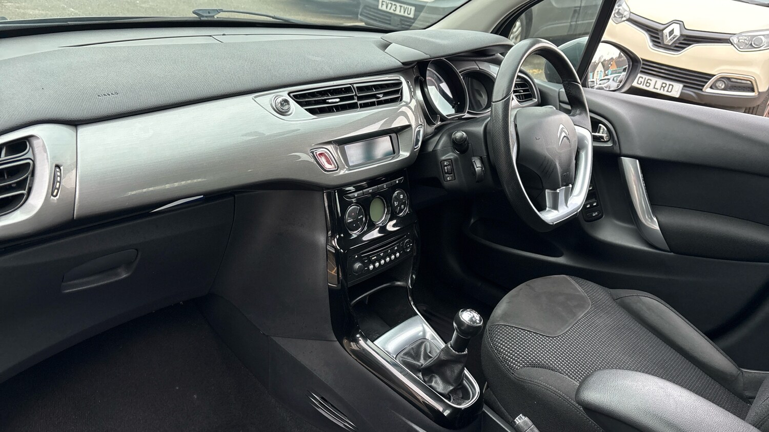 Used Citroen C3 2012 for sale - 77819555: Photo 9