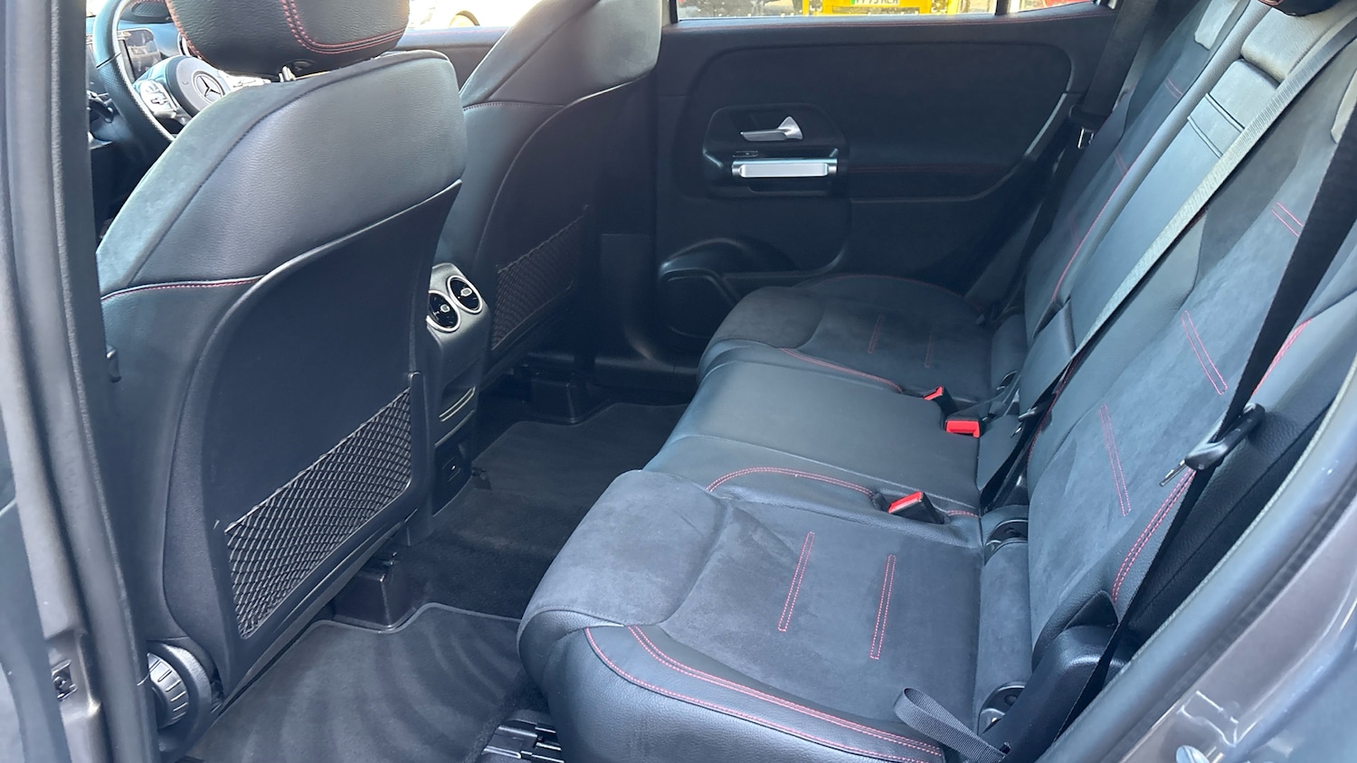 Used Mercedes-Benz GLB 2022 for sale - 76903861: Photo 16