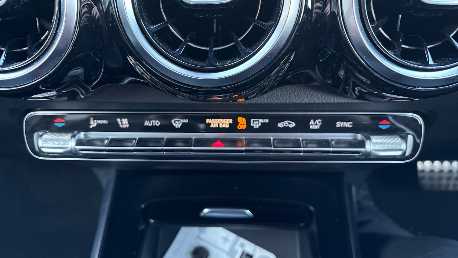 Used Mercedes-Benz GLB 2022 for sale - 76903861: Photo 31