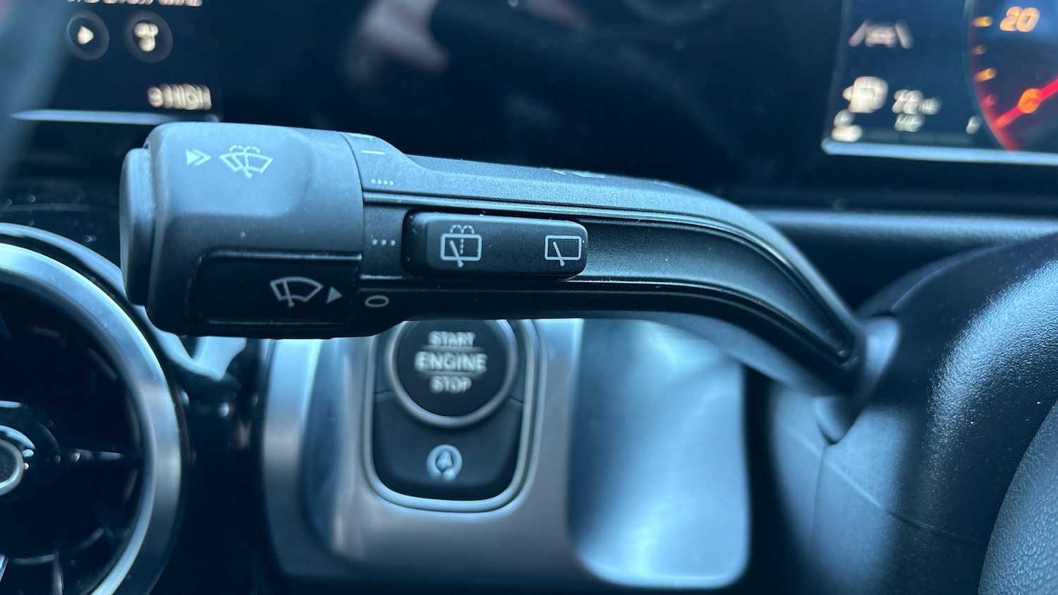 Used Mercedes-Benz GLB 2022 for sale - 76903861: Photo 40