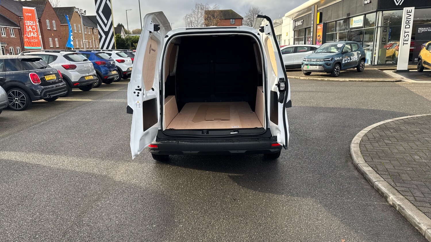 Used Renault Kangoo 2025 for sale - 76531346: Photo 4