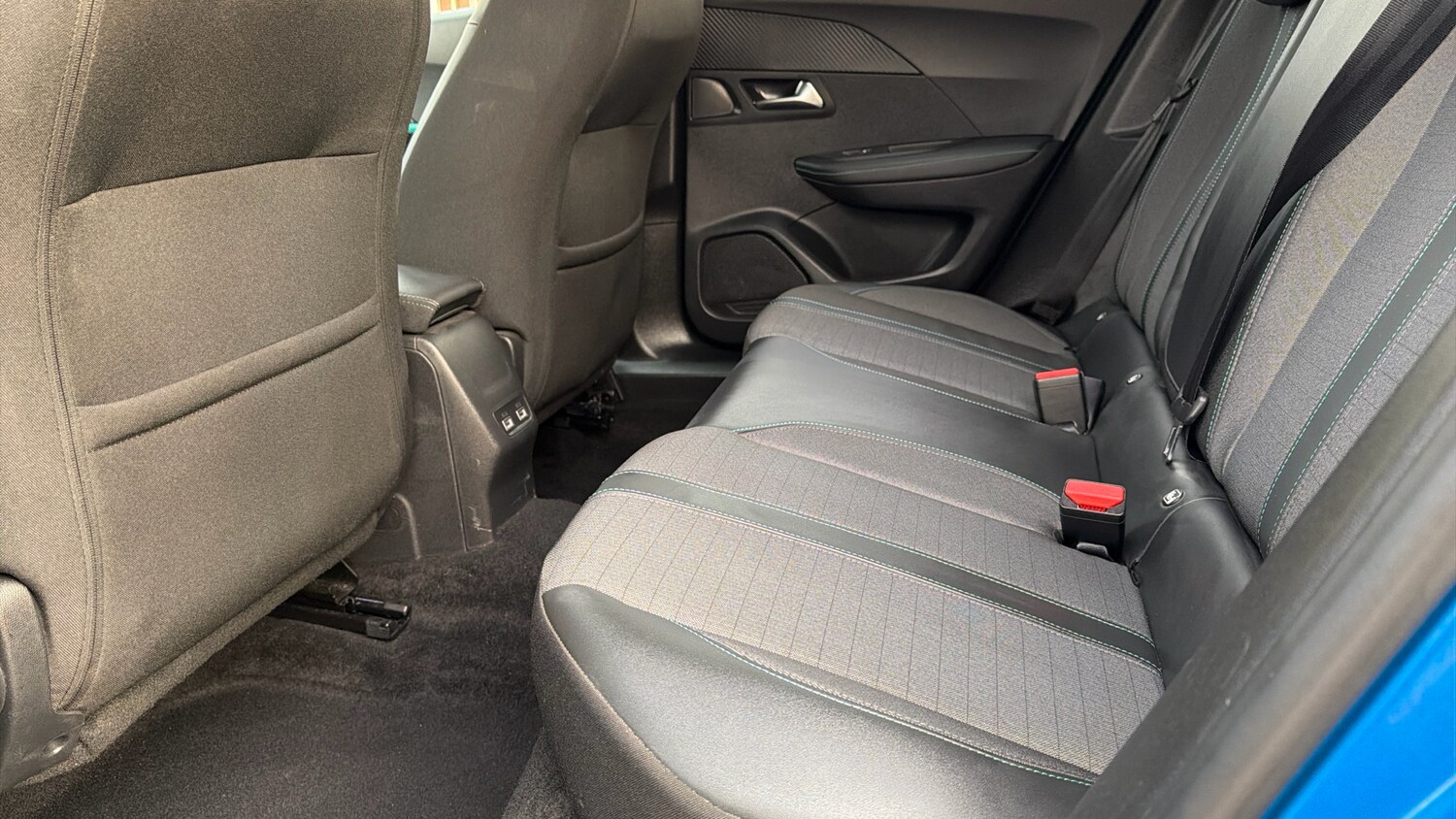 Used Peugeot 2008 2023 for sale - 76477798: Photo 16