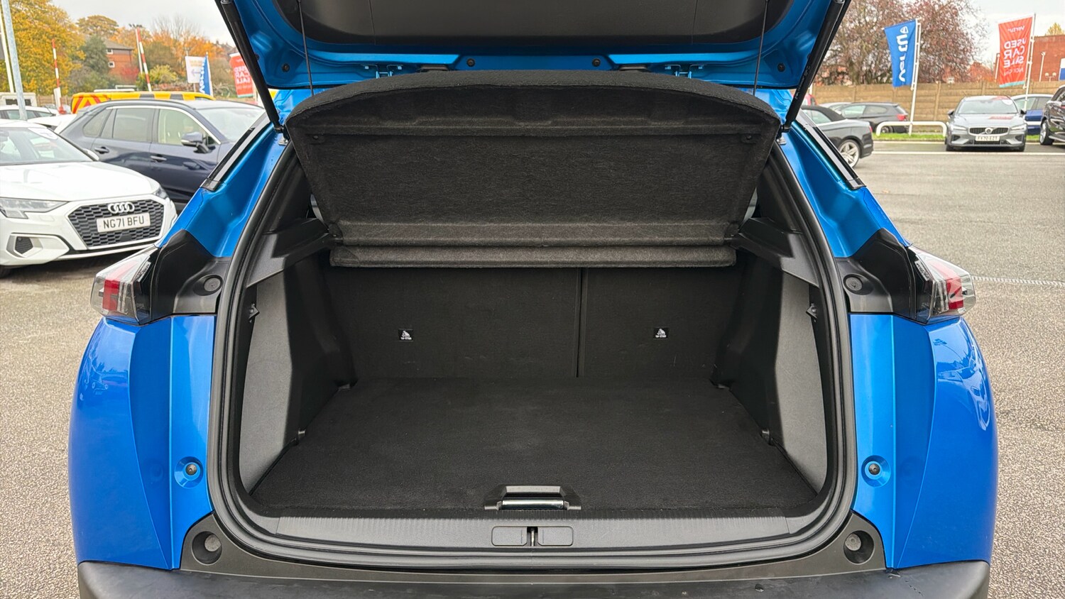 Used Peugeot 2008 2023 for sale - 76477798: Photo 4