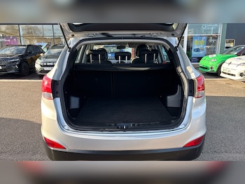 Used Hyundai Ix35 2015 for sale - 76612501: Photo