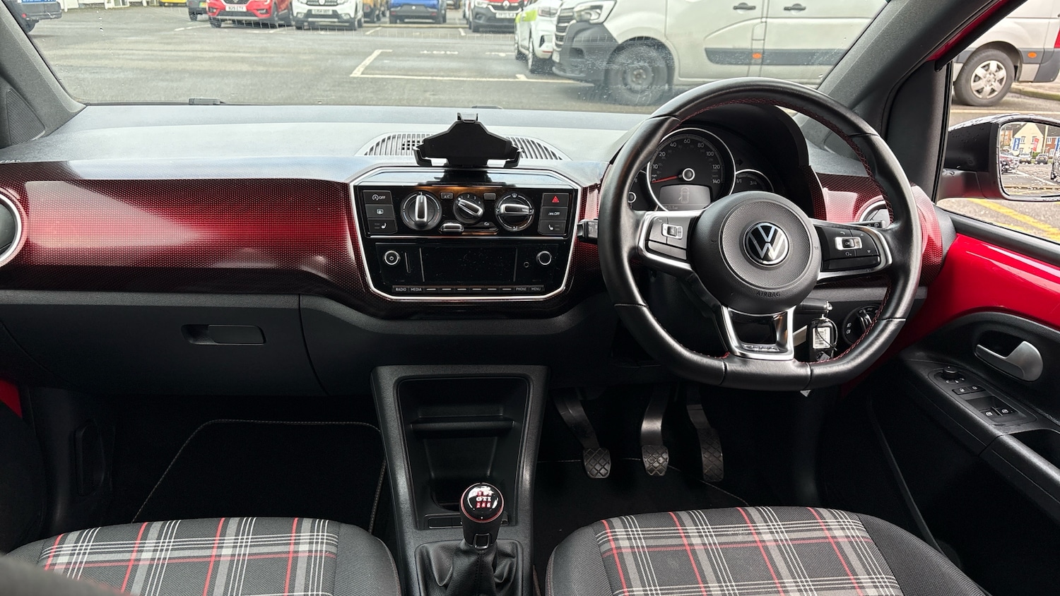 Used Volkswagen up! 2022 for sale - 76694738: Photo 10