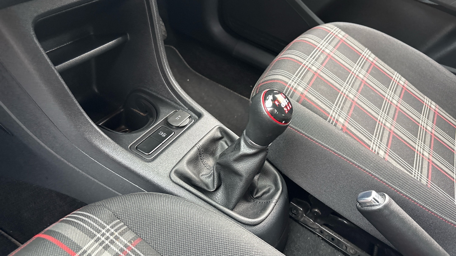 Used Volkswagen up! 2022 for sale - 76694738: Photo 13