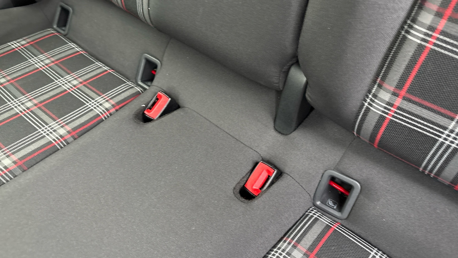 Used Volkswagen up! 2022 for sale - 76694738: Photo 17