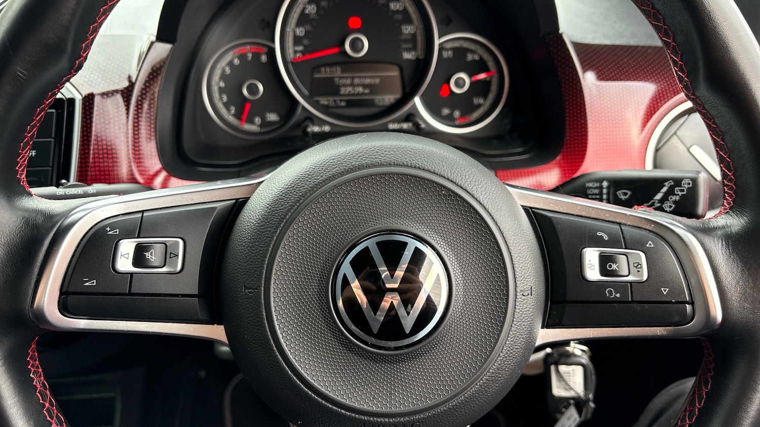 Used Volkswagen up! 2022 for sale - 76694738: Photo 22