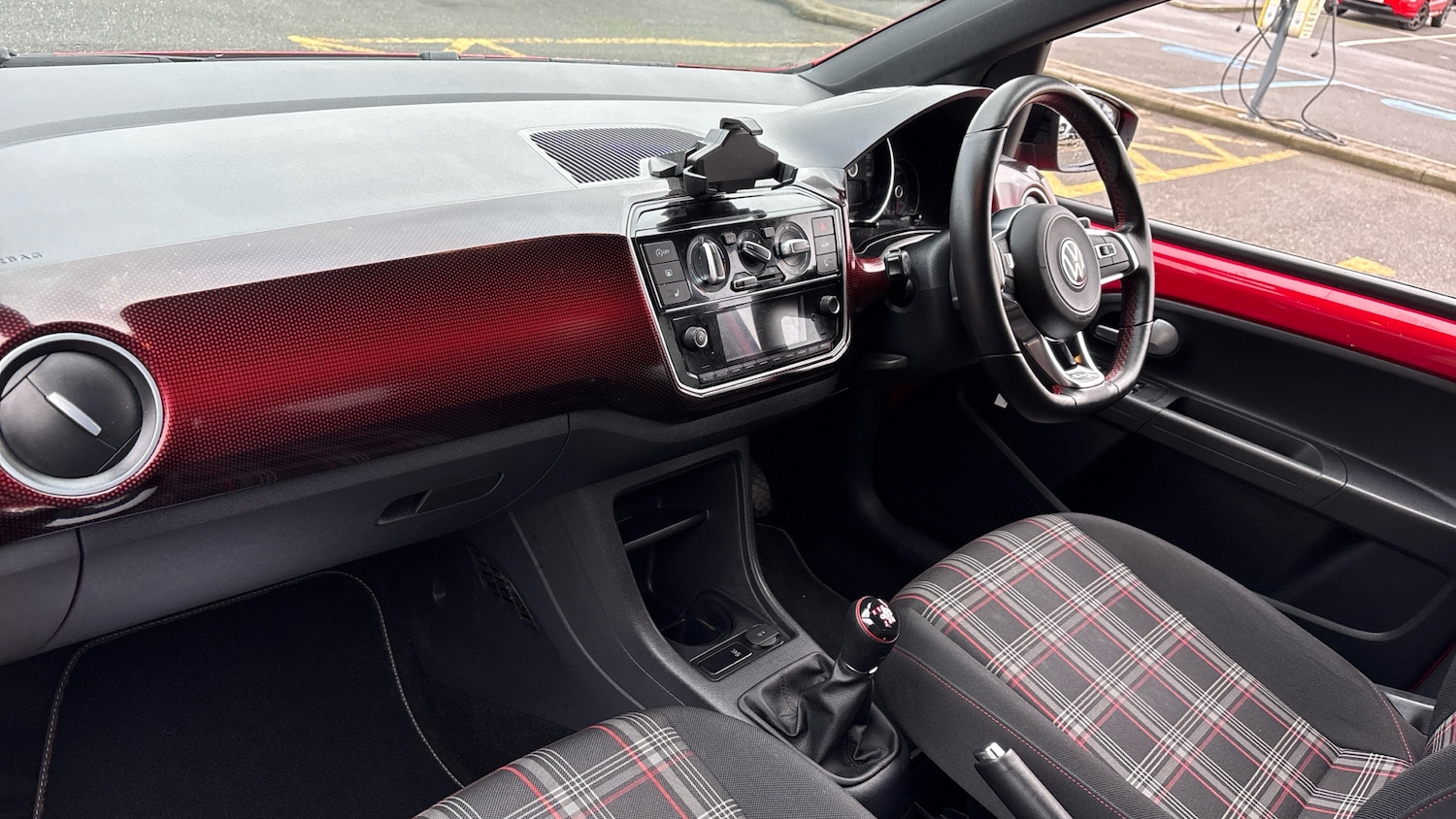 Used Volkswagen up! 2022 for sale - 76694738: Photo 9