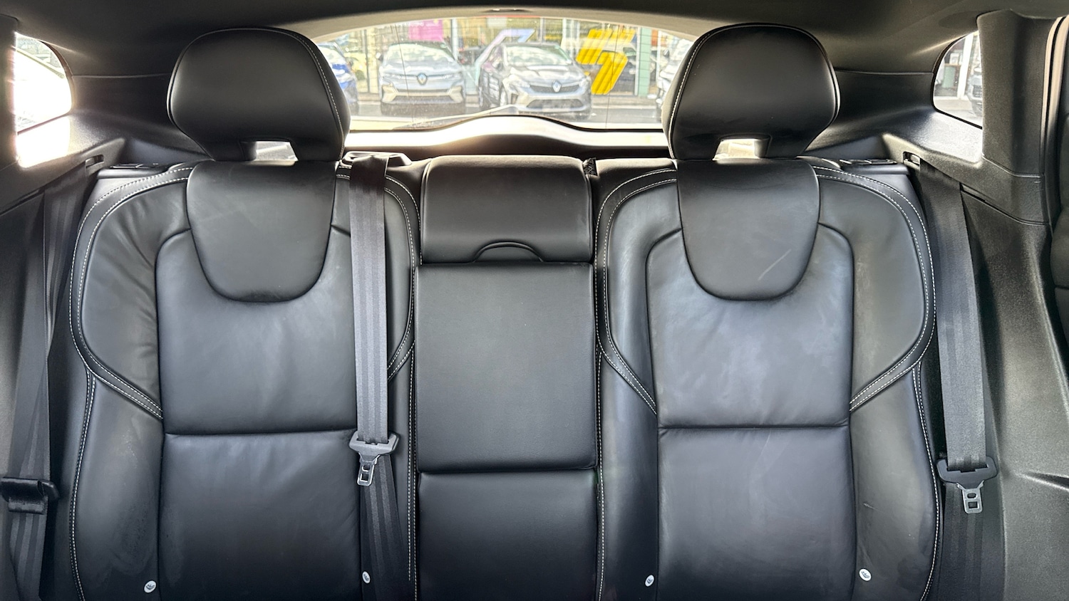 Used Volvo V40 2019 for sale - 76076273: Photo 15