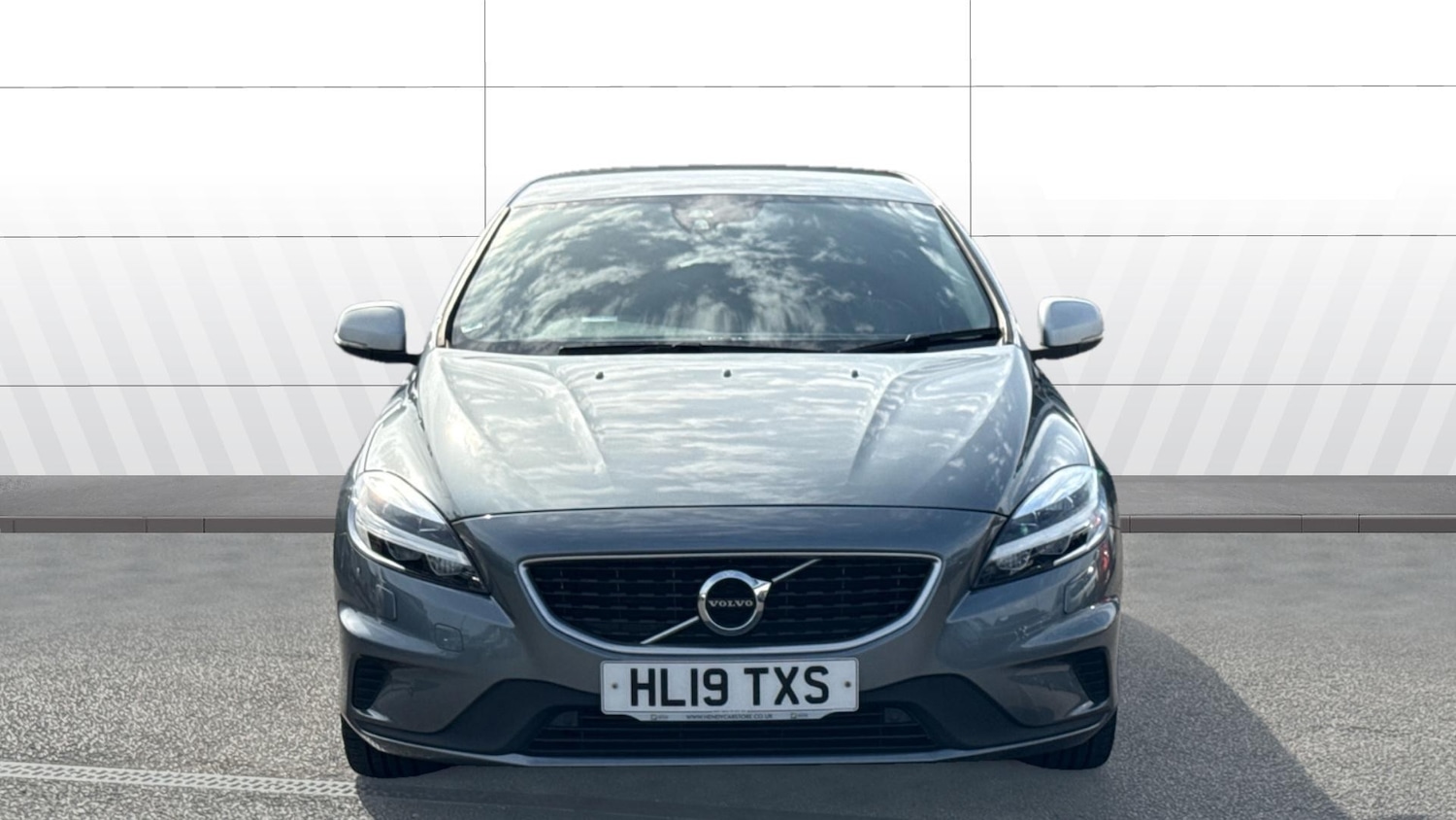 Used Volvo V40 2019 for sale - 76076273: Photo 3