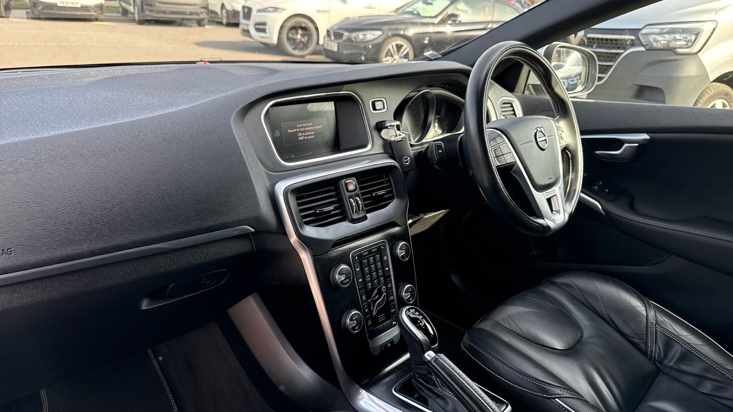 Used Volvo V40 2019 for sale - 76076273: Photo 9