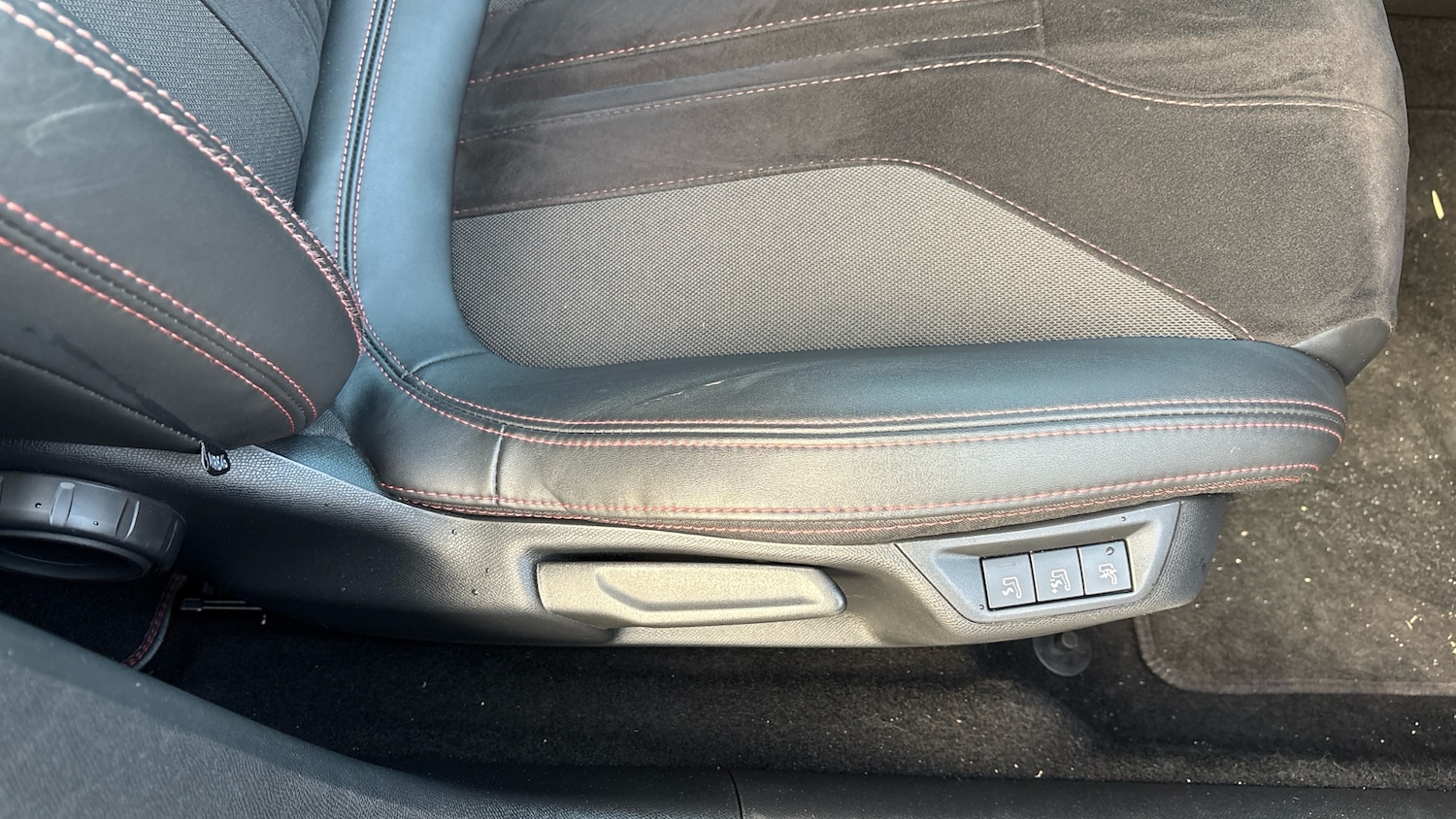 Used Peugeot 308 2019 for sale - 76649978: Photo 44