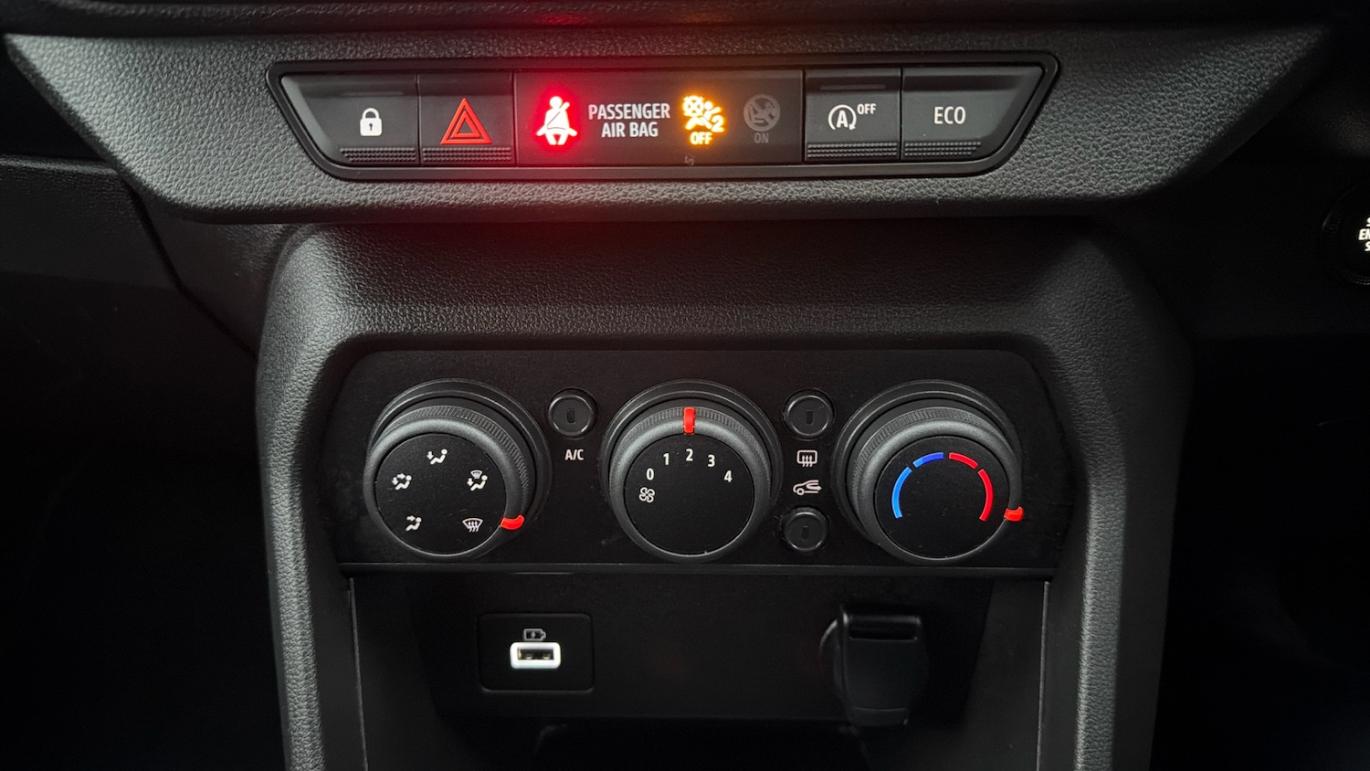 Used Dacia Sandero Stepway 2022 for sale - 77766174: Photo 22