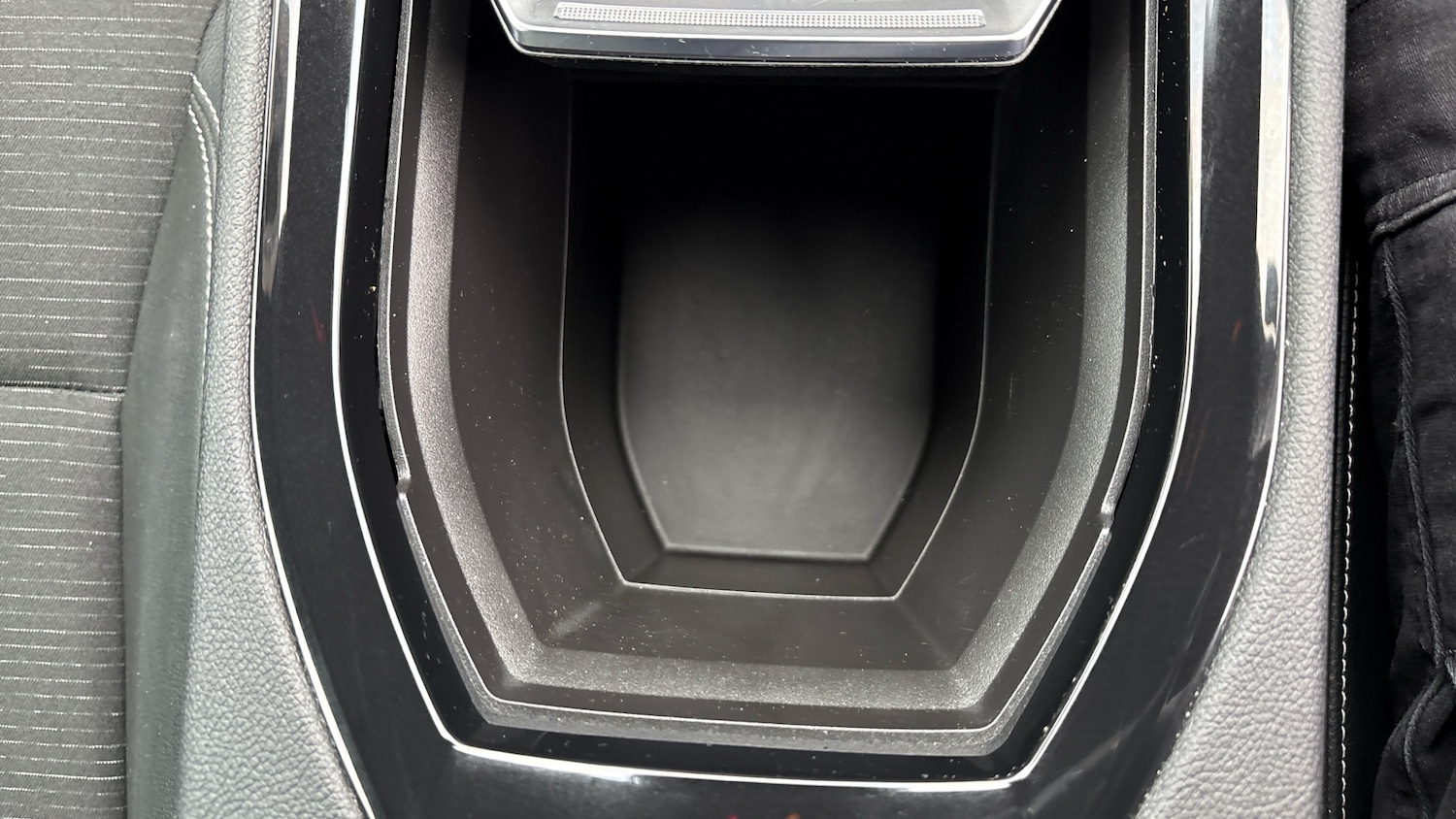 Used Renault Austral 2024 for sale - 76860169: Photo 29