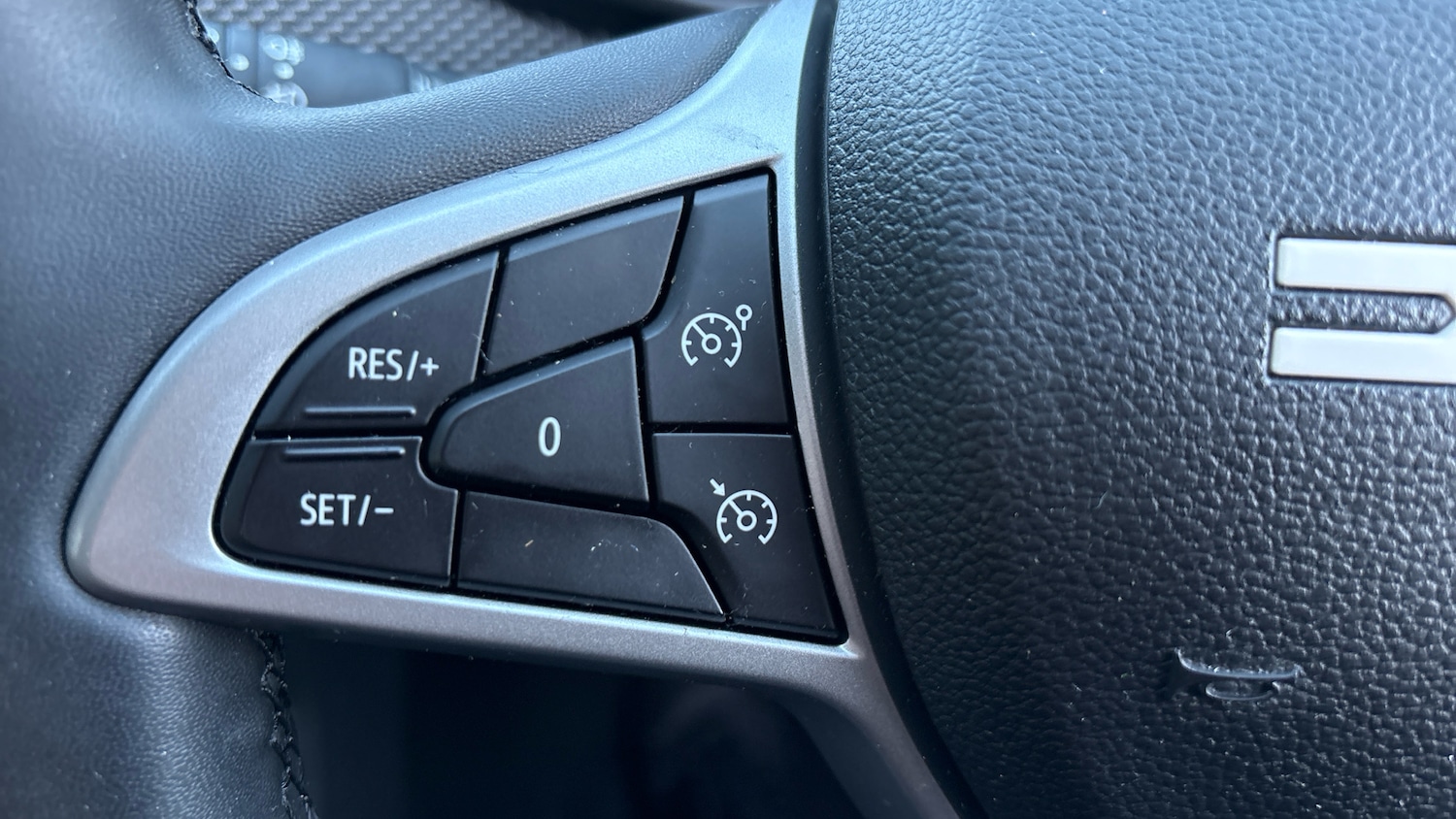 Used Dacia Jogger 2023 for sale - 76892846: Photo 23