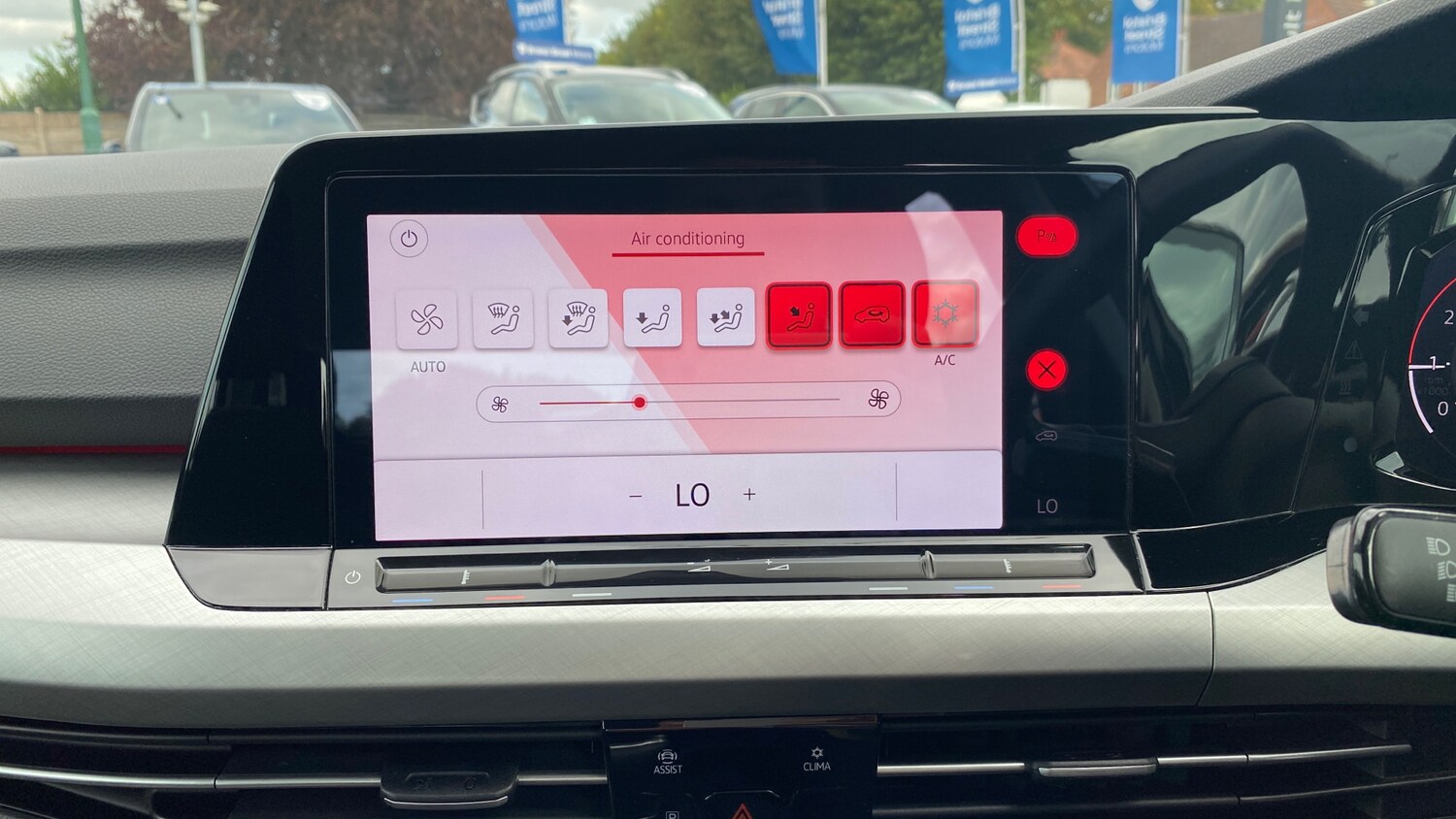 Used Volkswagen Golf 2021 for sale - 76231600: Photo 24