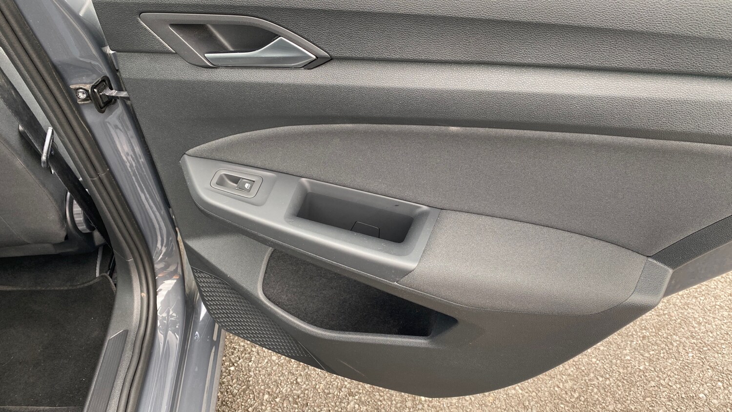 Used Volkswagen Golf 2021 for sale - 76231600: Photo 31