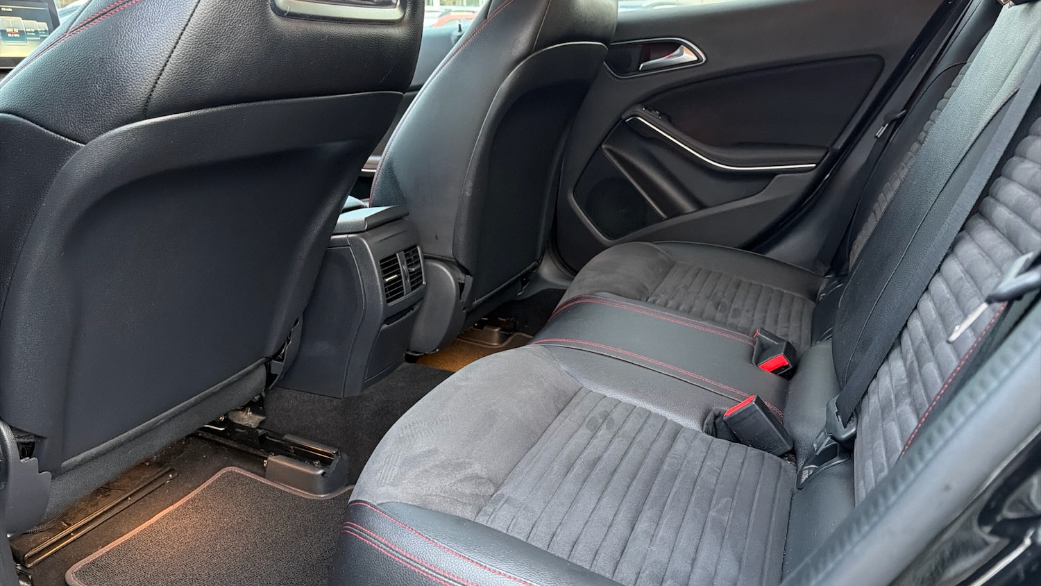 Used Mercedes-Benz GLA 2017 for sale - 76894351: Photo 16