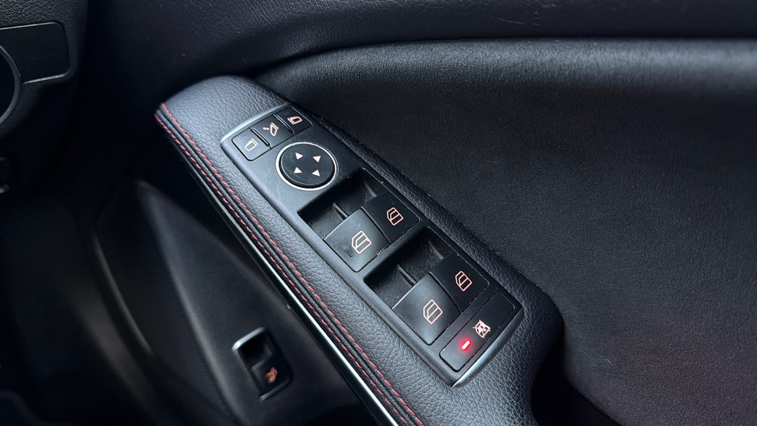 Used Mercedes-Benz GLA 2017 for sale - 76894351: Photo 21