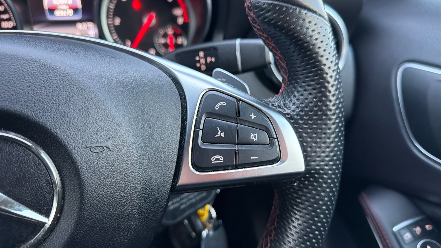 Used Mercedes-Benz GLA 2017 for sale - 76894351: Photo 24