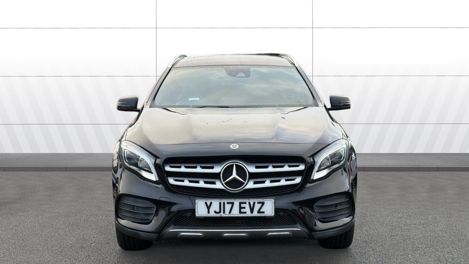 Used Mercedes-Benz GLA 2017 for sale - 76894351: Photo 3